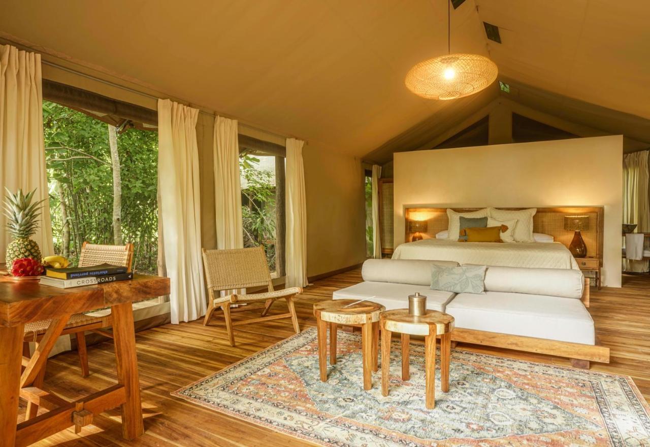 Zunya Bed & Breakfast มัลปัยส์ ภายนอก รูปภาพ