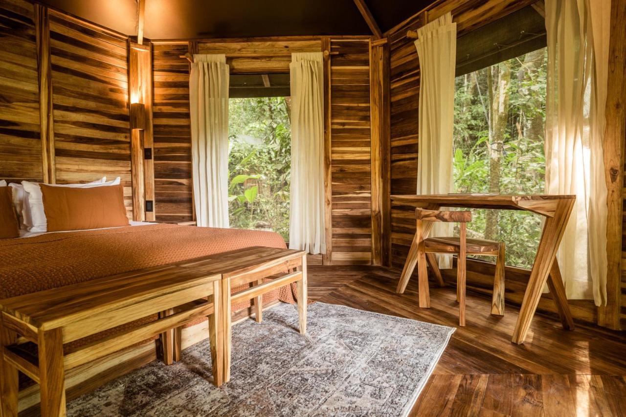 Zunya Bed & Breakfast มัลปัยส์ ภายนอก รูปภาพ